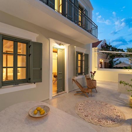 Nisomar Suites Symi Extérieur photo