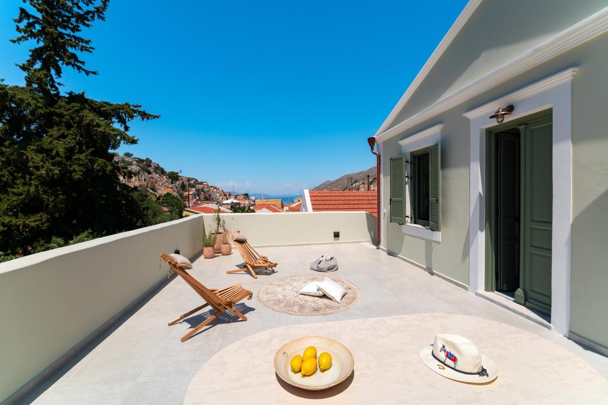 Nisomar Suites Symi Extérieur photo