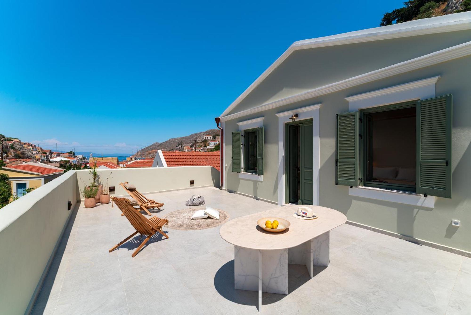 Nisomar Suites Symi Extérieur photo