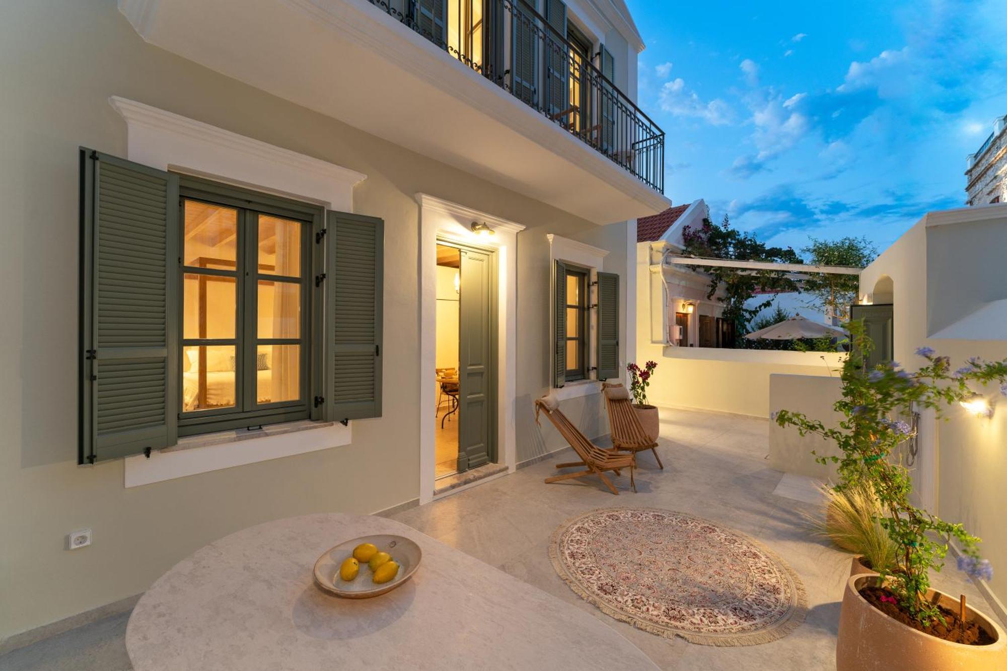 Nisomar Suites Symi Extérieur photo