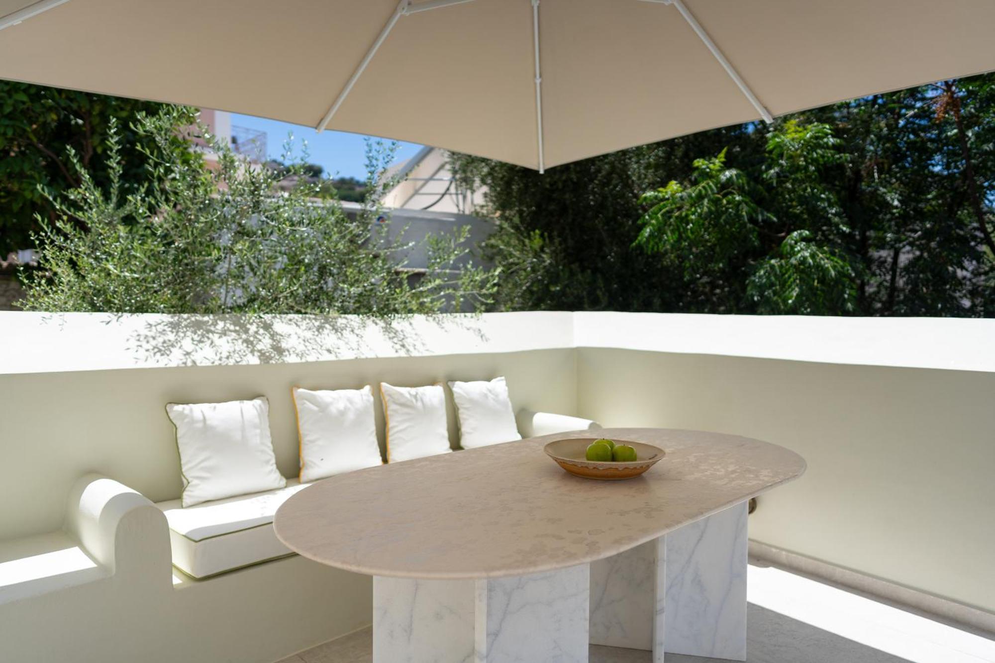 Nisomar Suites Symi Extérieur photo
