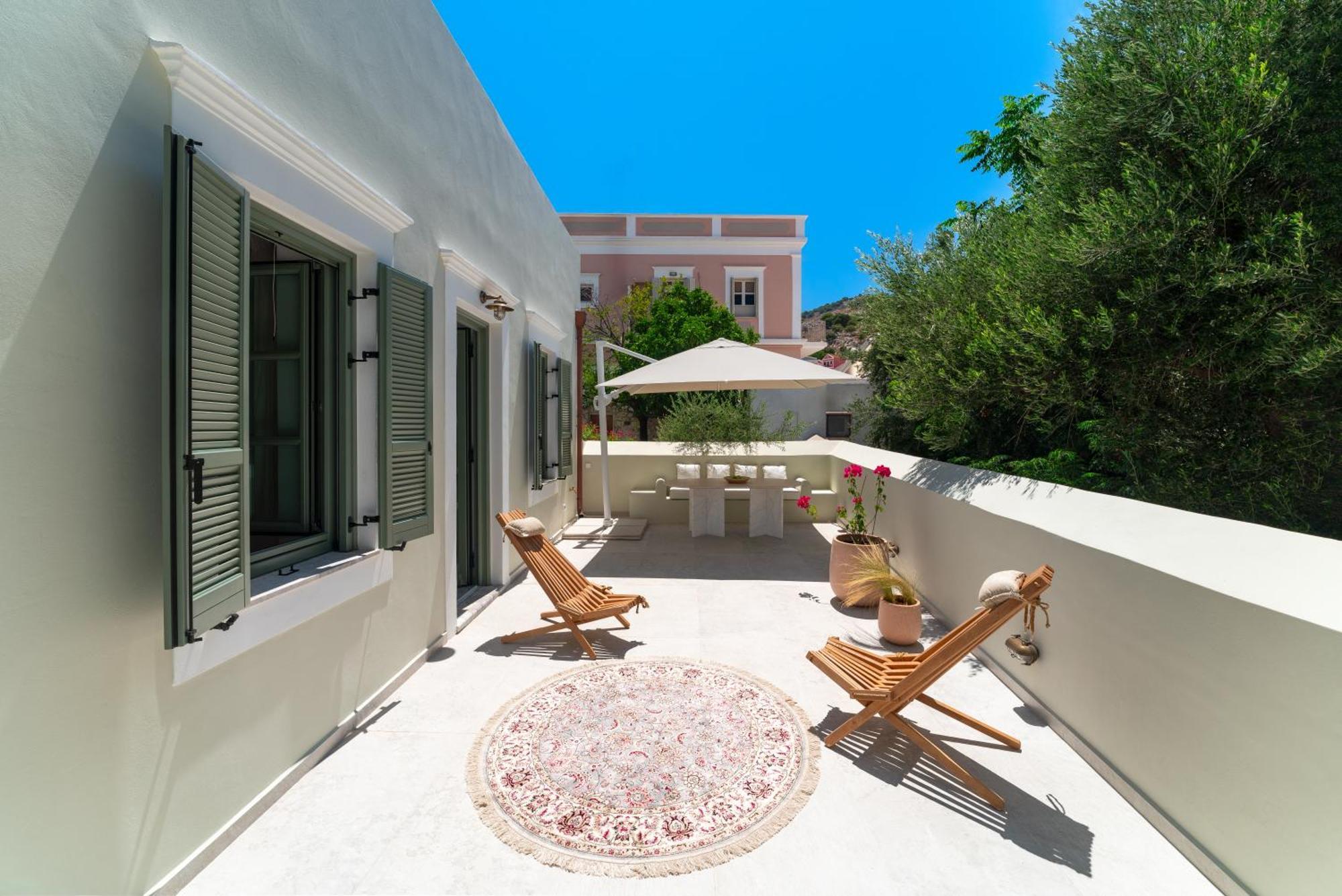 Nisomar Suites Symi Extérieur photo
