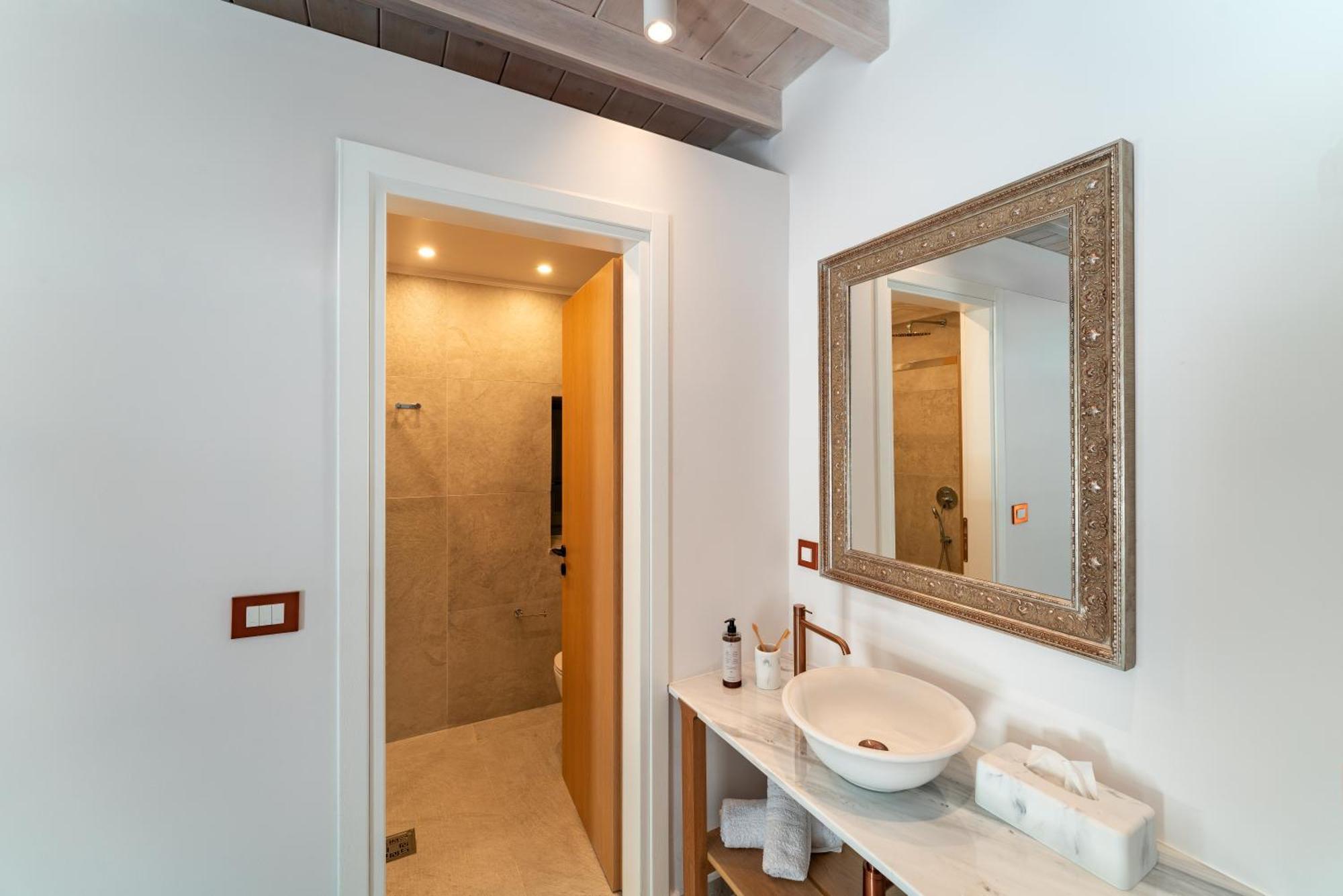 Nisomar Suites Symi Extérieur photo